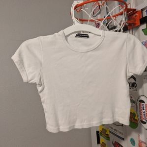 Brandy Melville white cropped tee